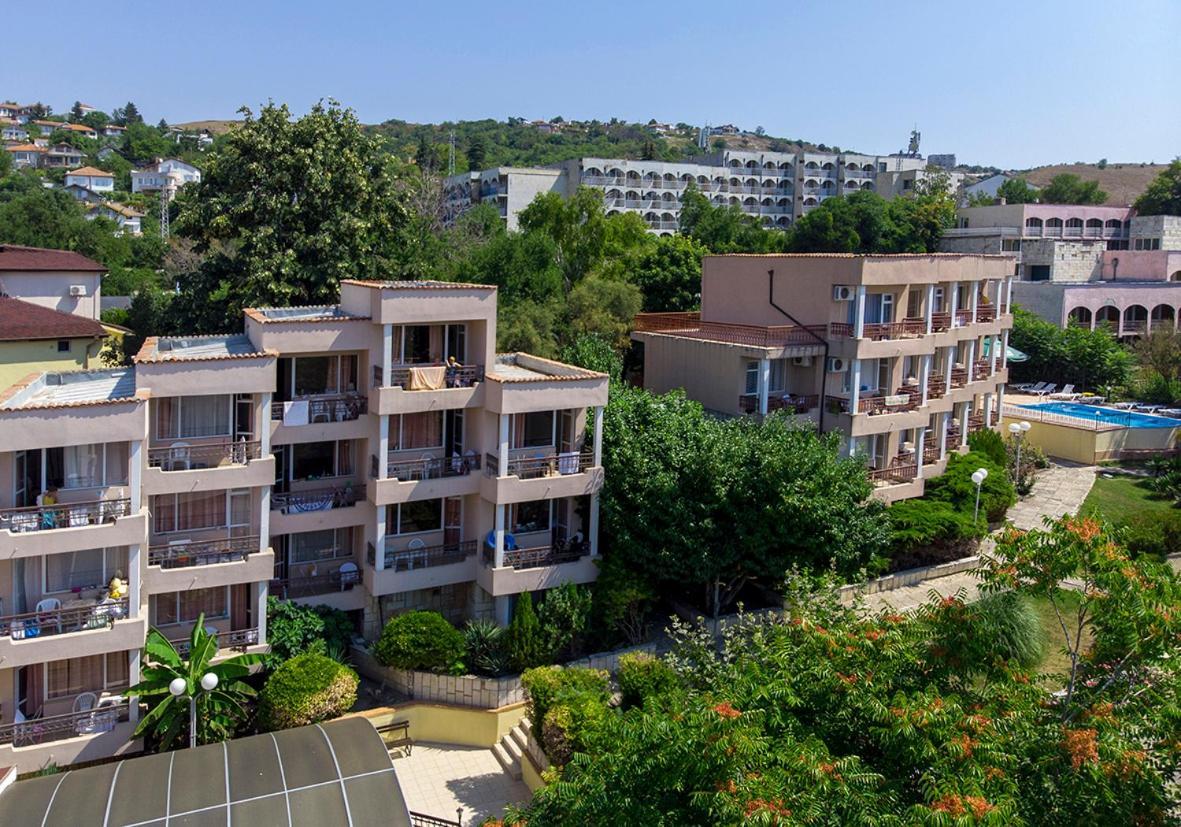 Hotel Naslada Balchik Exterior foto